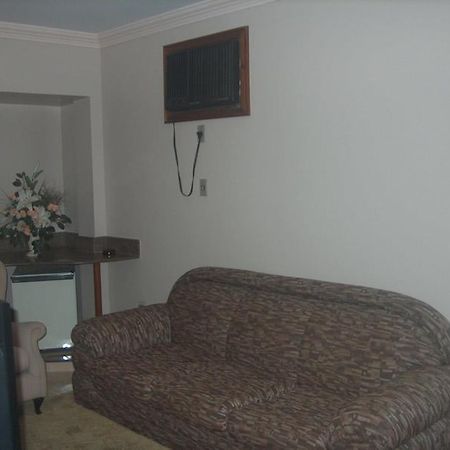 Hotel Gramado De Campos Кампус-дус-Гойтаказис Экстерьер фото